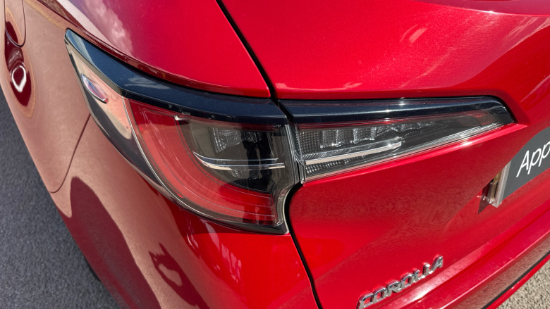 Toyota Corolla 2.0 VVT-i Hybrid Excel 5dr CVT Hybrid Estate